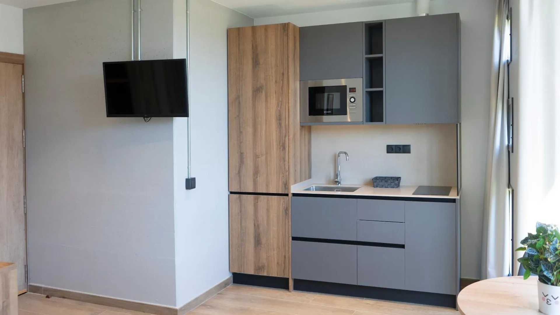 Monturiol Apartaments Barcelona España